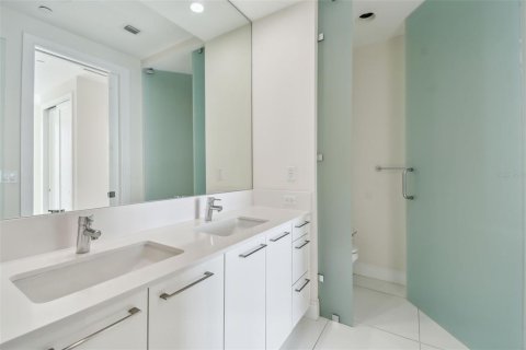 Condominio en venta en Saint Petersburg, Florida, 2 dormitorios, 141.4 m2 № 1786685 - foto 24