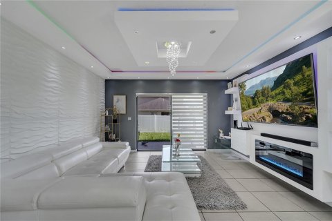Villa ou maison à vendre à Kissimmee, Floride: 4 chambres, 248.61 m2 № 1798613 - photo 22