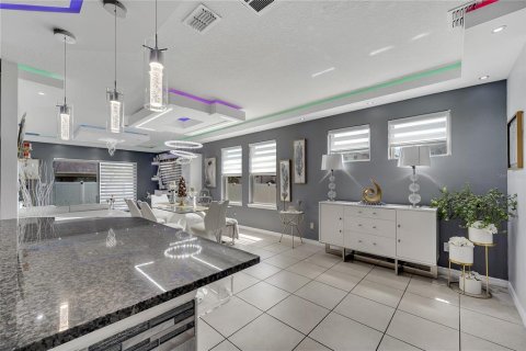 Villa ou maison à vendre à Kissimmee, Floride: 4 chambres, 248.61 m2 № 1798613 - photo 17