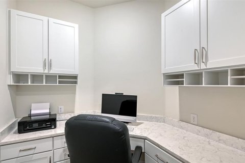 Casa en venta en Bradenton, Florida, 4 dormitorios, 393.16 m2 № 2239436 - foto 24