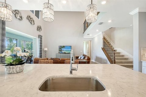 Casa en venta en Bradenton, Florida, 4 dormitorios, 393.16 m2 № 2239436 - foto 8