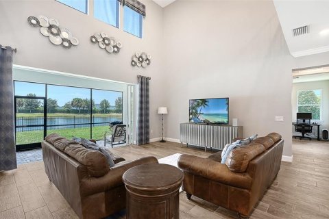 Casa en venta en Bradenton, Florida, 4 dormitorios, 393.16 m2 № 2239436 - foto 16