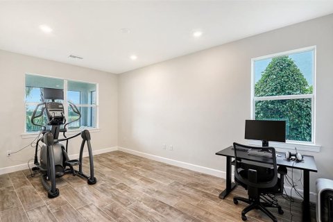 Casa en venta en Bradenton, Florida, 4 dormitorios, 393.16 m2 № 2239436 - foto 23