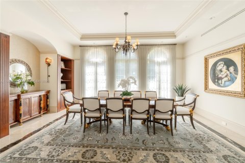Villa ou maison à vendre à Pinecrest, Floride: 6 chambres, 616.03 m2 № 1946314 - photo 10