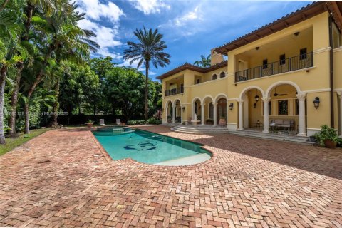 Villa ou maison à vendre à Pinecrest, Floride: 6 chambres, 616.03 m2 № 1946314 - photo 4