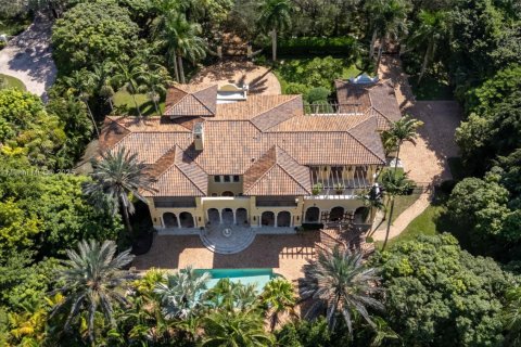 Villa ou maison à vendre à Pinecrest, Floride: 6 chambres, 616.03 m2 № 1946314 - photo 2