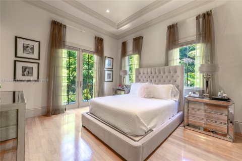 Villa ou maison à vendre à Pinecrest, Floride: 6 chambres, 616.03 m2 № 1946314 - photo 19