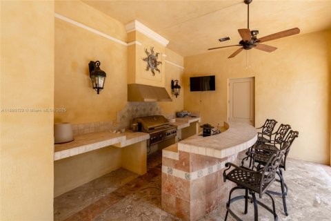 Villa ou maison à vendre à Pinecrest, Floride: 6 chambres, 616.03 m2 № 1946314 - photo 26