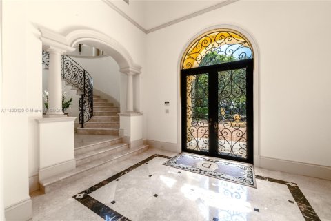 Villa ou maison à vendre à Pinecrest, Floride: 6 chambres, 616.03 m2 № 1946314 - photo 5