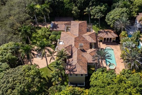 Villa ou maison à vendre à Pinecrest, Floride: 6 chambres, 616.03 m2 № 1946314 - photo 3
