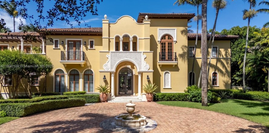 Villa ou maison à Pinecrest, Floride 6 chambres, 616.03 m2 № 1946314