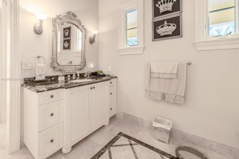 Villa ou maison à vendre à Pinecrest, Floride: 6 chambres, 616.03 m2 № 1946314 - photo 17