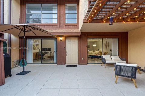 Купить кондоминиум в Майами, Флорида 3 спальни, 121.7м2, № 2025018 - фото 4