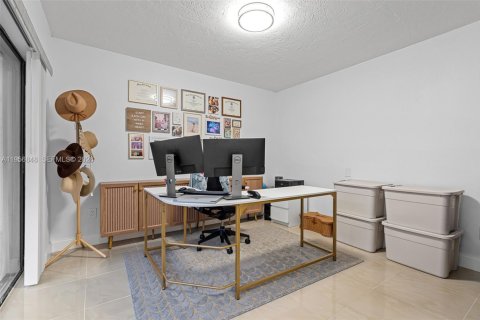 Купить кондоминиум в Майами, Флорида 3 спальни, 121.7м2, № 2025018 - фото 16