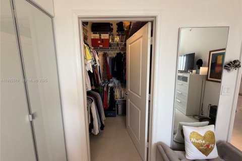 Copropriété à louer à Coral Gables, Floride: 1 chambre, 74.14 m2 № 1992780 - photo 15