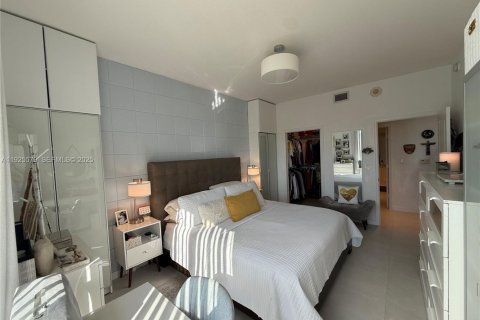 Copropriété à louer à Coral Gables, Floride: 1 chambre, 74.14 m2 № 1992780 - photo 13