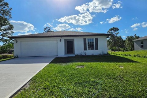 House in Palm Bay, Florida 3 bedrooms, 127.18 sq.m. № 2291389