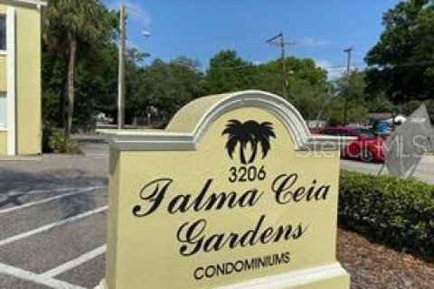 Condominio en alquiler en Tampa, Florida, 1 dormitorio, 55.74 m2 № 1917159 - foto 1
