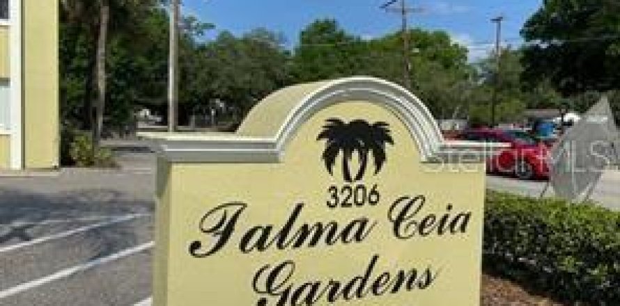 Condominio en Tampa, Florida, 1 dormitorio № 1917159