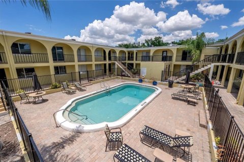 Condominio en alquiler en Tampa, Florida, 1 dormitorio, 55.74 m2 № 1917159 - foto 2