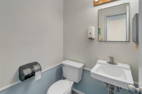 Commercial property in Orlando, Florida 250.84 sq.m. № 2196105 - photo 24
