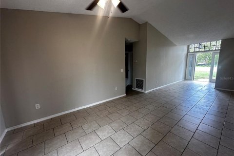 Casa en alquiler en Ocala, Florida, 3 dormitorios, 122.26 m2 № 1916381 - foto 9