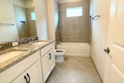 Villa ou maison à louer à Palm Beach Gardens, Floride: 4 chambres, 293.29 m2 № 2037845 - photo 19