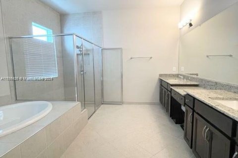 Villa ou maison à louer à Palm Beach Gardens, Floride: 4 chambres, 293.29 m2 № 2037845 - photo 13