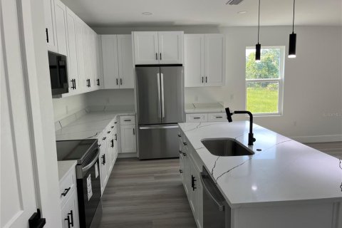 House in Kissimmee, Florida 3 bedrooms, 167.22 sq.m. № 1798661 - photo 4