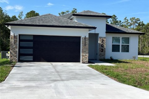 House in Kissimmee, Florida 3 bedrooms, 167.22 sq.m. № 1798661 - photo 1