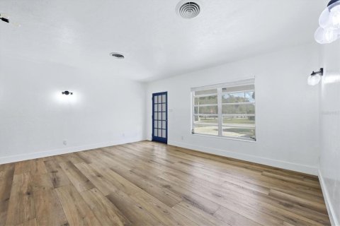 Casa en venta en Sarasota, Florida, 4 dormitorios, 144.09 m2 № 2377498 - foto 4