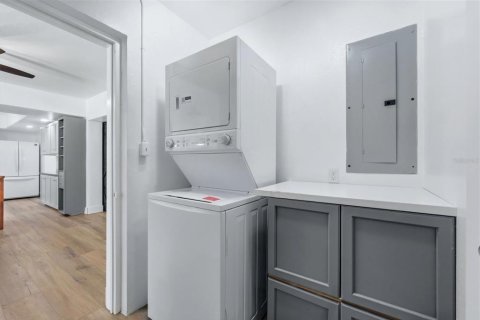 Casa en venta en Sarasota, Florida, 4 dormitorios, 144.09 m2 № 2377498 - foto 20