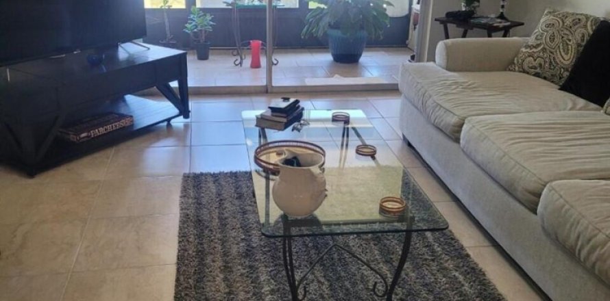 Condo à St. Lucie, Floride, 2 chambres  № 2272340
