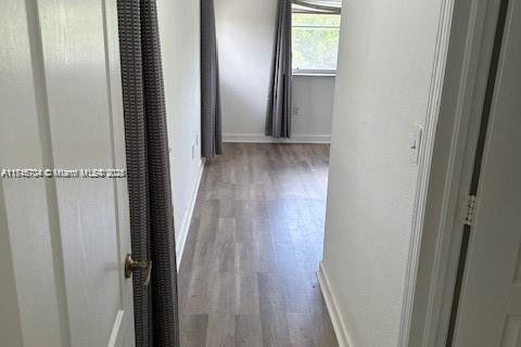 Condo in Hialeah, Florida, 2 bedrooms  № 1940326 - photo 8