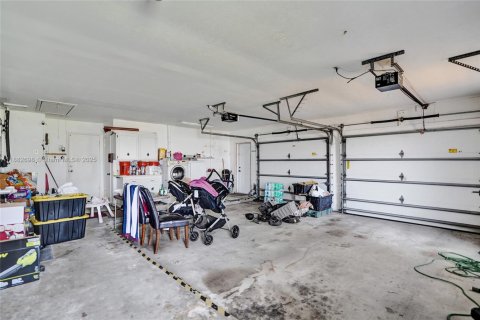 House in St. Lucie, Florida 4 bedrooms, 310.94 sq.m. № 1944073 - photo 22