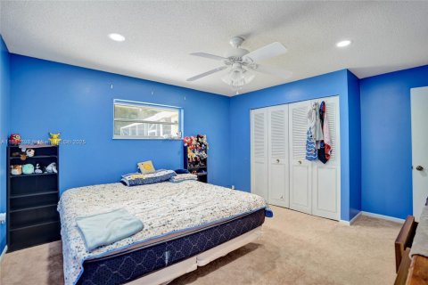 House in St. Lucie, Florida 4 bedrooms, 310.94 sq.m. № 1944073 - photo 10