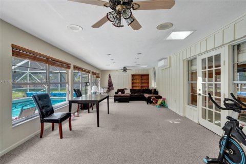 House in St. Lucie, Florida 4 bedrooms, 310.94 sq.m. № 1944073 - photo 20