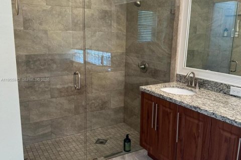 Купить виллу или дом в Корал-Спрингс, Флорида 4 спальни, 166.76м2, № 2010475 - фото 16