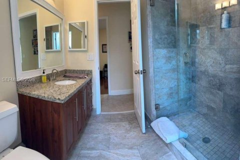 Купить виллу или дом в Корал-Спрингс, Флорида 4 спальни, 166.76м2, № 2010475 - фото 15