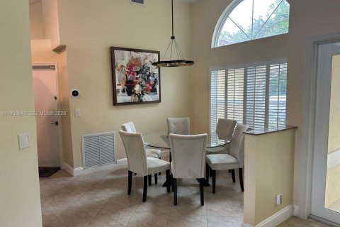 Купить виллу или дом в Корал-Спрингс, Флорида 4 спальни, 166.76м2, № 2010475 - фото 5