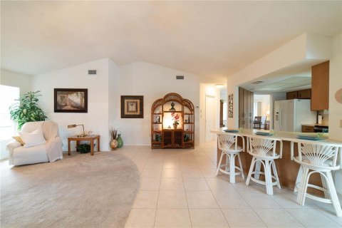 Villa ou maison à vendre à Englewood, Floride: 2 chambres, 173.63 m2 № 1287672 - photo 15