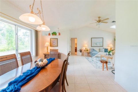 Villa ou maison à vendre à Englewood, Floride: 2 chambres, 173.63 m2 № 1287672 - photo 8