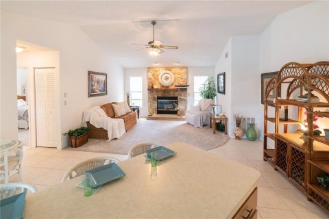 Villa ou maison à vendre à Englewood, Floride: 2 chambres, 173.63 m2 № 1287672 - photo 12