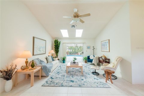 Villa ou maison à vendre à Englewood, Floride: 2 chambres, 173.63 m2 № 1287672 - photo 4