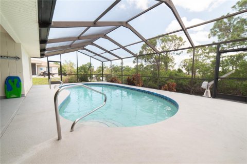 Villa ou maison à vendre à Englewood, Floride: 2 chambres, 173.63 m2 № 1287672 - photo 17