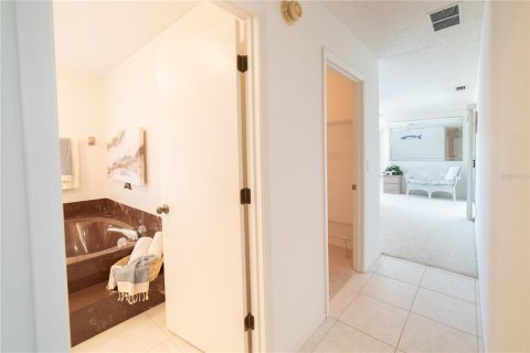 Villa ou maison à vendre à Englewood, Floride: 2 chambres, 173.63 m2 № 1287672 - photo 24