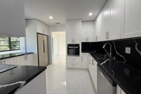 Casa en venta en Tamarac, Florida, 2 dormitorios, 149.85 m2 № 2382870 - foto 6