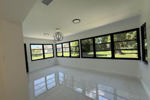 Casa en venta en Tamarac, Florida, 2 dormitorios, 149.85 m2 № 2382870 - foto 17