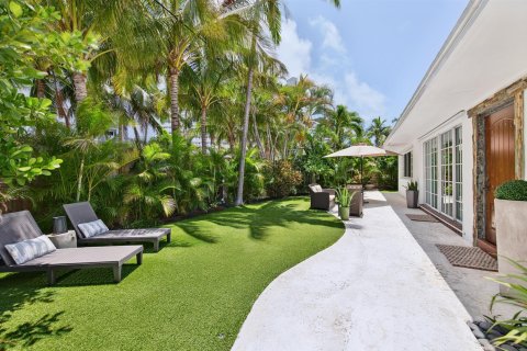 Casa en venta en Fort Lauderdale, Florida, 3 dormitorios, 150.5 m2 № 2189874 - foto 18