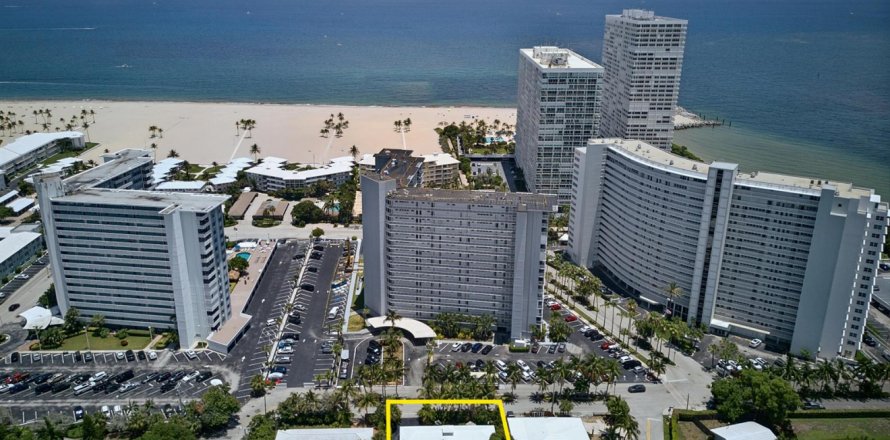 Casa en Fort Lauderdale, Florida 3 dormitorios, 150.5 m2 № 2189874